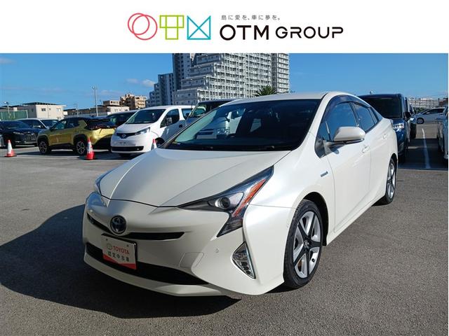 トヨタ プリウス