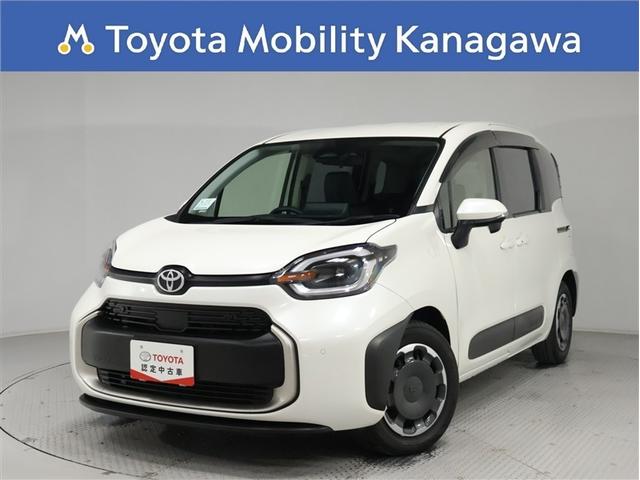 コンパクトなボディサイズでも３列シートで７人乗り！両側パワースライドドア