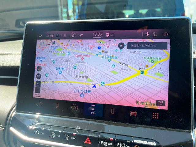 ジープ・コマンダー リミテッド　登録済未使用車　ＬＥＤ　レザー　衝突軽減Ｂ　純正ナビ　アラウンドビューモニター　アップルカープレイ　アンドロイドオート　ＡＣＣ　電動リアゲート　オートホールド　バックソナー　ＥＴＣ　純正１８インチＡＷ（17枚目）