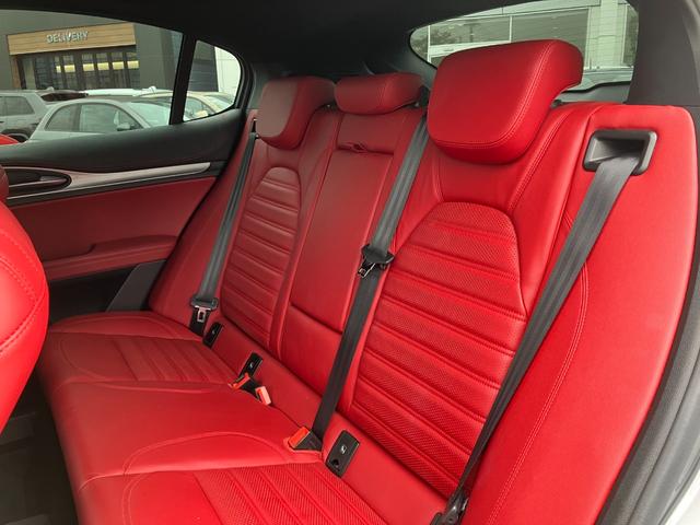 ALFA ROMEO STELVIO 2.0 TURBO Q4 SPORT PACKAGE