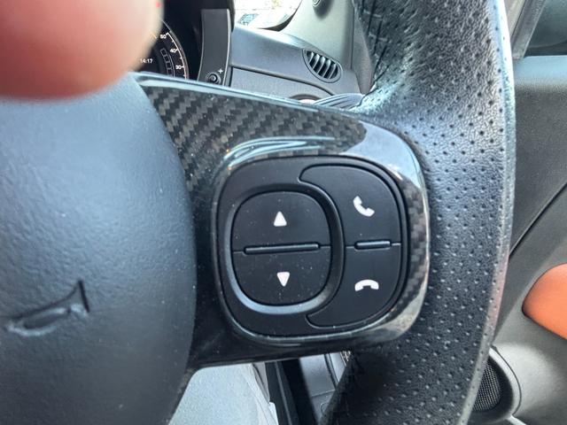 アバルト595 コンペティツィオーネ 右5速MT サベルトシート レコードモンツァ ブレンボキャリパー 純正フルセグナビゲーション キセノンライト バックソナー ブーストメーター LEDデイライト 純正17インチアルミホイール(23枚目)