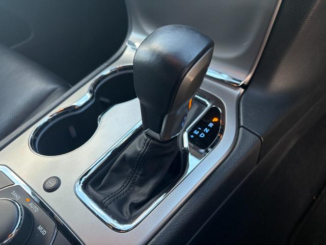 ジープ・グランドチェロキー リミテッド　ＬＥＤ　レザー　フルセグナビ　アダプティブクルーズコントロール　衝突軽減ブレーキ　電動シート　左右独立式エアコン　パドルシフト　バックカメラ　ＥＴＣ２．０　純正１８インチＡＷ（56枚目）