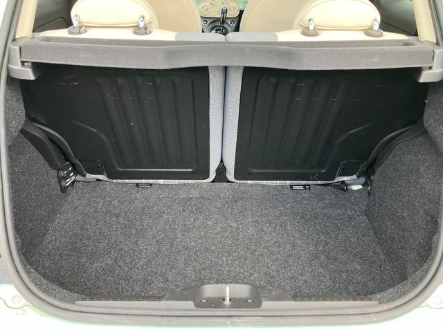 ラゲッジルームも実用的なサイズです。