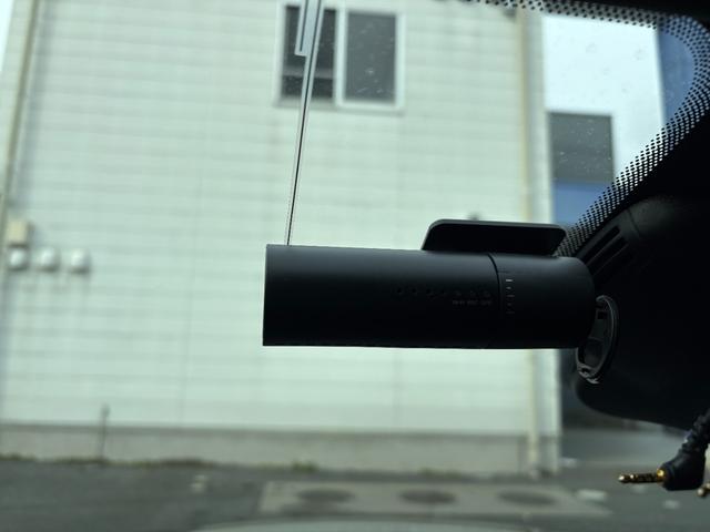 ジープ・コンパス Ｓモデル　特別限定仕様車　フルセグナビ　レザー　ＡＣＣ　ＬＥＤライト　カープレイ　電動リアゲート　衝突軽減Ｂ　レーンセンサー　ブラインドスポットモニター　Ｂカメラ　ＥＴＣ２．０　純正１９インチＡＷ（67枚目）