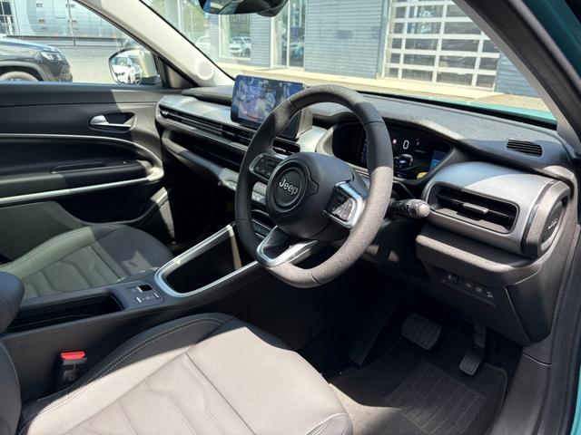 �����������邤�V���v���ȃf�U�C���̓����Ńh���C�u������w���y���݂��������܂��I