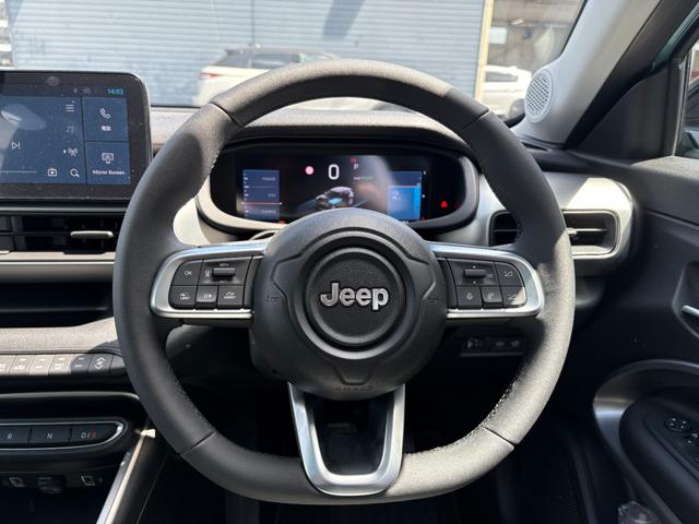 �v�����̃X�e�A�����O�n���h���I�i�d�d�o���S���������ł��킢���ł��B