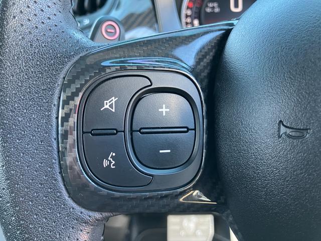 アバルト５９５ エッセエッセ　全国６０台限定車　右５速ＡＴ　アクラポビッチマフラー　ホワイト仕上げ専用１７インチアルミホイール　ホワイトサイドストライプ　専用サベルトシート　アップルカープレイ　アンドロイドオート　前後ドラレコ（66枚目）