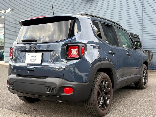 ジープ・レネゲード ナイトイーグル　特別限定仕様車　１オーナー　カープレイ　衝突軽減Ｂ　ＥＴＣ　バックカメラ　クルコン　レーンセンサー　障害物センサー　スマートキー　純正１８インチアルミホイール（46枚目）