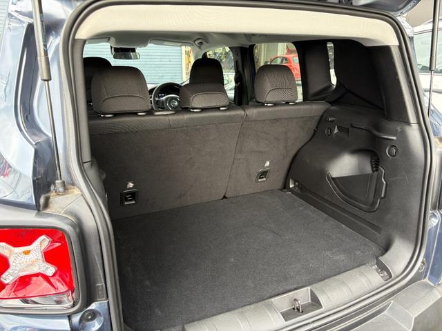 ジープ・レネゲード ナイトイーグル　特別限定仕様車　１オーナー　カープレイ　衝突軽減Ｂ　ＥＴＣ　バックカメラ　クルコン　レーンセンサー　障害物センサー　スマートキー　純正１８インチアルミホイール（66枚目）