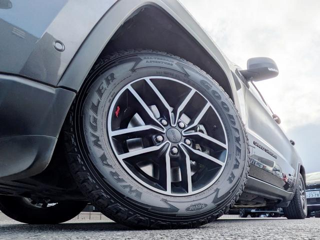 �����P�W�C���`�A���~�z�C�[���I�i�d�d�o�̃G���u���������͓I�I