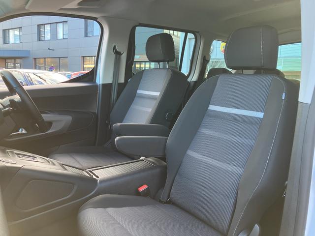 ドブロ ベースグレード　ＬＥＤヘッドライト　ステアリングヒーター　アップルカープレイ　アンドロイドオート　アダプティブクルコン　ブラインドスポットモニター　アクティブセーフティブレーキ　純正１６インチアルミホイール（24枚目）