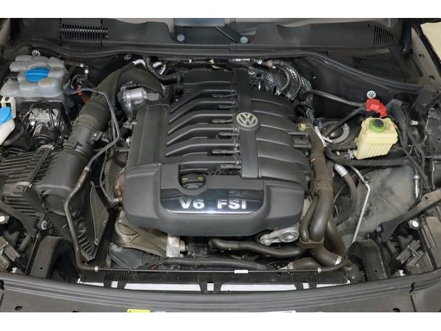 トゥアレグ Ｖ６　ブルーモーションテクノロジー　クルコン　バックカメラ　パワーシート　シートヒーター　ナビ　ドアバイザー（18枚目）