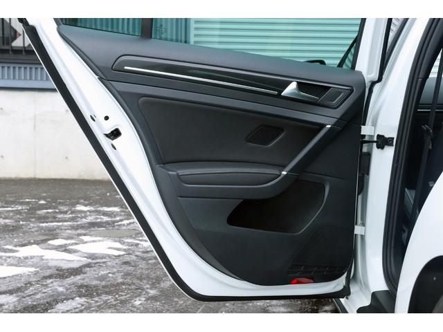 ゴルフＲ ベースグレード　本州車サビなし　アクティブインフォディスプレイ　クルコン　Ｂカメラ　ドラレコ　シートヒーター　電動シート　ブッシュスタート　ブリザックＶＲＸ３　１８インチアルミ　ＣＯＸダウンサス　セミバケットシート（50枚目）