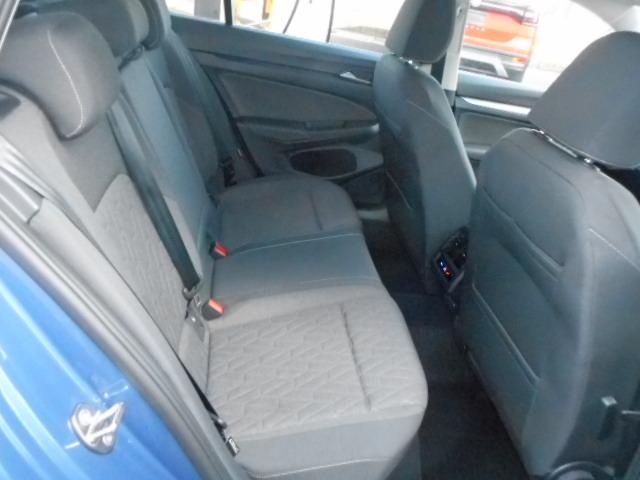 ゴルフヴァリアント eTSI アクティブ(13枚目)