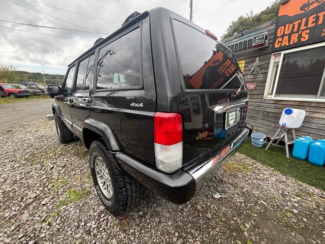 ジープ・チェロキー リミテッド　Ｘｊ最終型　４ＷＤ　ドライブレコーダー　オートクルーズコントロール　パワーシート　ＴＶ　アルミホイール　革シート　ＡＴ　ＡＢＳ　エアコン　キーレス（10枚目）