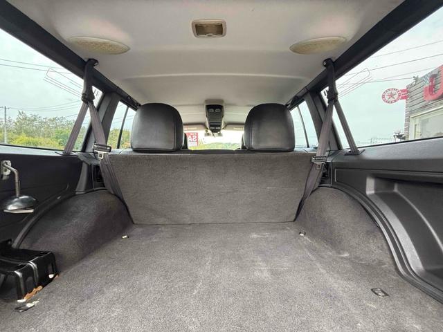 ジープ・チェロキー リミテッド　Ｘｊ最終型　４ＷＤ　ドライブレコーダー　オートクルーズコントロール　パワーシート　ＴＶ　アルミホイール　革シート　ＡＴ　ＡＢＳ　エアコン　キーレス（27枚目）