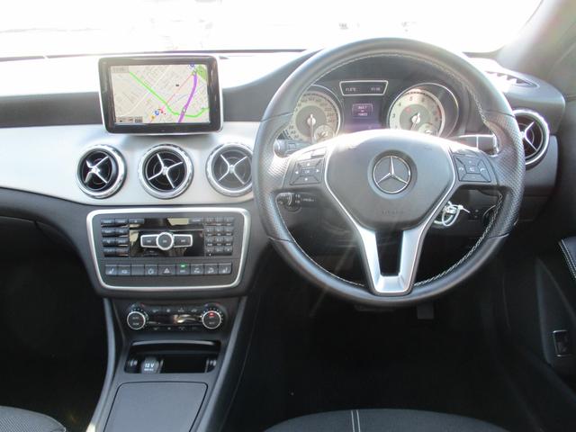 GLA250 4マチック 電動半革 フルセグナビ サンルーフ(19枚目)