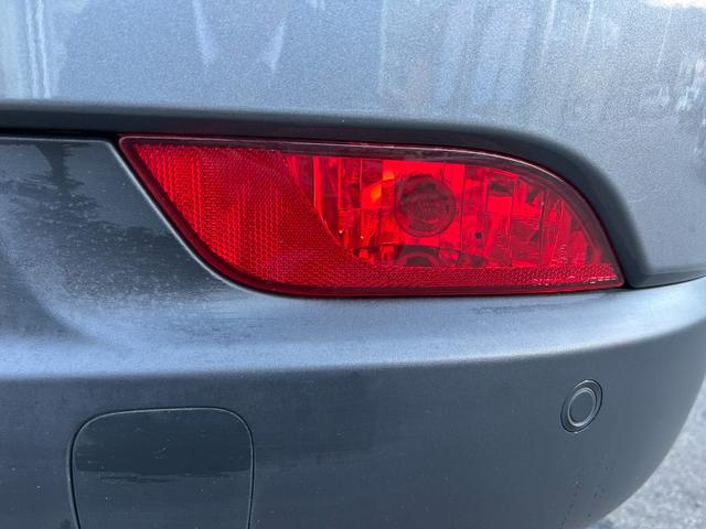 最新鋭の自社整備工場にて、車検・点検は勿論の事、あらゆるご要望にお応えすべく輸入車ディーラーならではの最新のコンピューターシステムとベテランの整備士がバックＵＰ！