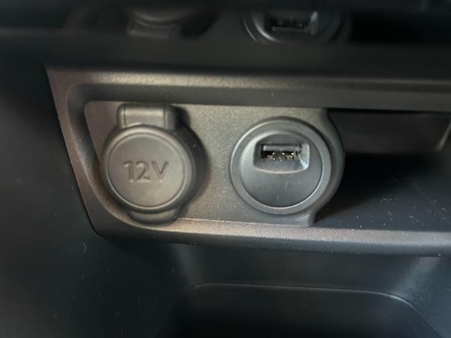 内装クリーニングも施しております。内装の綺麗なお車は気持ちが良くオススメさせていただく１つのポイントになっております。