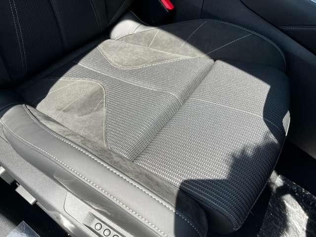 DS4 エトワール ブルーHDi 黒半革電動シート・純正ナビ・マトリクスLEDビジョン・ACC・純正19インチAW・全周囲カメラ・シートヒーター・ステアリングヒーター・プロキシミティスマートキー・アクティブセーフティ(41枚目)