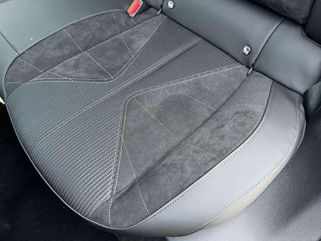 DS4 エトワール ブルーHDi 黒半革電動シート・純正ナビ・マトリクスLEDビジョン・ACC・純正19インチAW・全周囲カメラ・シートヒーター・ステアリングヒーター・プロキシミティスマートキー・アクティブセーフティ(47枚目)