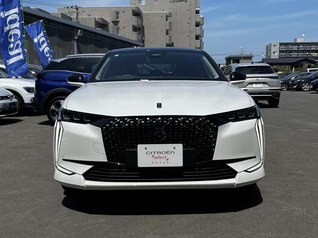 DS4 エトワール ブルーHDi 黒半革電動シート・純正ナビ・マトリクスLEDビジョン・ACC・純正19インチAW・全周囲カメラ・シートヒーター・ステアリングヒーター・プロキシミティスマートキー・アクティブセーフティ(66枚目)