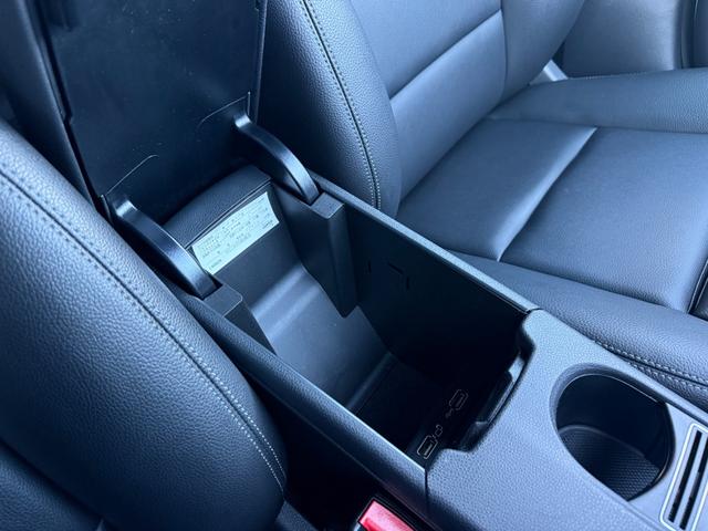 CLAクラス CLA220 4マチック レーダーセーフティP 関東仕入 黒革シート フルセグナビ LEDライト 衝突軽減 アクティブクルコン レーンアシスト ブラインドスポット ATハイビーム 純正18AW シートヒーター バックカメラ(42枚目)