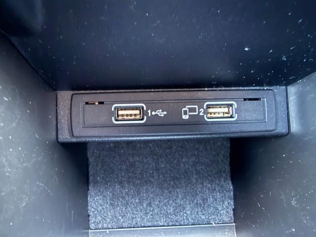 CLAクラス CLA220 4マチック レーダーセーフティP 関東仕入 黒革シート フルセグナビ LEDライト 衝突軽減 アクティブクルコン レーンアシスト ブラインドスポット ATハイビーム 純正18AW シートヒーター バックカメラ(43枚目)