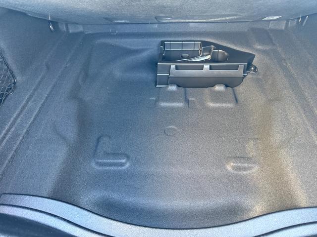 CLAクラス CLA220 4マチック レーダーセーフティP 関東仕入 黒革シート フルセグナビ LEDライト 衝突軽減 アクティブクルコン レーンアシスト ブラインドスポット ATハイビーム 純正18AW シートヒーター バックカメラ(52枚目)