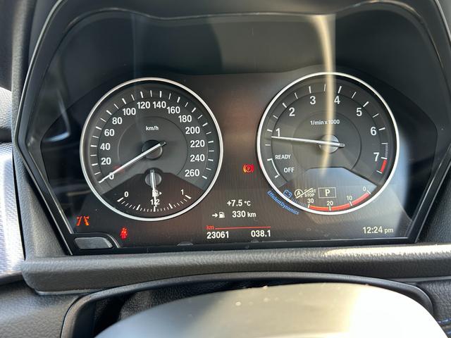 2シリーズ 225i xDriveアクティブツアラー Mスポーツ 関西仕入 インテリセーフティ 純正ナビ LEDライト 衝突軽減 レーンアシスト 純正18AW 電動テールゲート シートヒーター 電動シート 前後ソナー バックカメラ Bluetooth接続(20枚目)