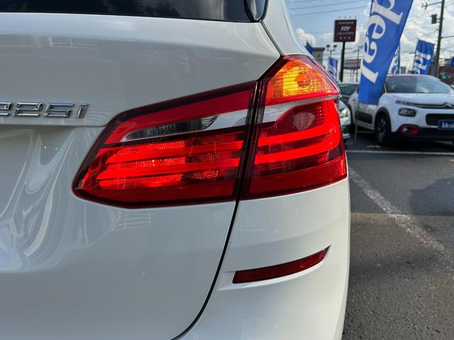 2シリーズ 225i xDriveアクティブツアラー Mスポーツ 関西仕入 インテリセーフティ 純正ナビ LEDライト 衝突軽減 レーンアシスト 純正18AW 電動テールゲート シートヒーター 電動シート 前後ソナー バックカメラ Bluetooth接続(50枚目)