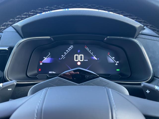 ＤＳ７クロスバック グランシック　ピュアテック　オペラ内装　ナイトビジョン　ガラスサンルーフ　１オーナー　フルセグナビ　純正２０ＡＷ　ＬＥＤライト　ＡＣＣ　ＥＴＣ　全周囲カメラ　カープレイ　シートヒーター＆クーラー　電動リアゲート　ＡＴハイビーム（20枚目）