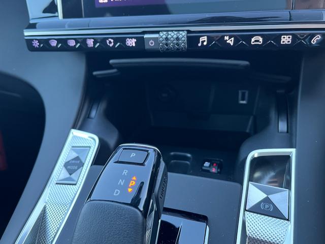 ＤＳ７クロスバック グランシック　ピュアテック　オペラ内装　ナイトビジョン　ガラスサンルーフ　１オーナー　フルセグナビ　純正２０ＡＷ　ＬＥＤライト　ＡＣＣ　ＥＴＣ　全周囲カメラ　カープレイ　シートヒーター＆クーラー　電動リアゲート　ＡＴハイビーム（37枚目）