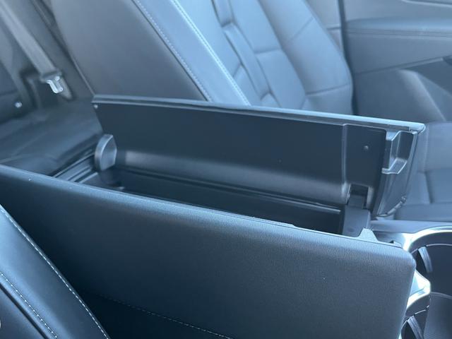 ＤＳ７クロスバック グランシック　ピュアテック　オペラ内装　ナイトビジョン　ガラスサンルーフ　１オーナー　フルセグナビ　純正２０ＡＷ　ＬＥＤライト　ＡＣＣ　ＥＴＣ　全周囲カメラ　カープレイ　シートヒーター＆クーラー　電動リアゲート　ＡＴハイビーム（44枚目）