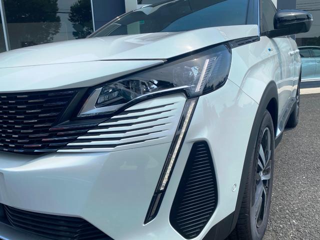 ３００８ ＧＴハイブリッド４　１オーナー　ガラスサンルーフ　電動半革シート　ＬＥＤライト　純正１８ＡＷ　ＬＥＤ　アクティブクルコン　レーンアシスト　ブラインドスポット　ＡＴハイビーム　カープレイ　シートヒーター　電動リアゲート（34枚目）