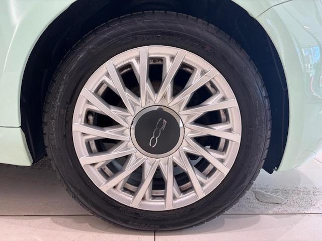 ５００ ツインエア　ラウンジ　ＨＩＤヘッドライト・クローム・障害物センサー・オーディオ・Ｂｌｕｅｔｏｏｔｈ接続・純正１５インチアルミホイール（9枚目）