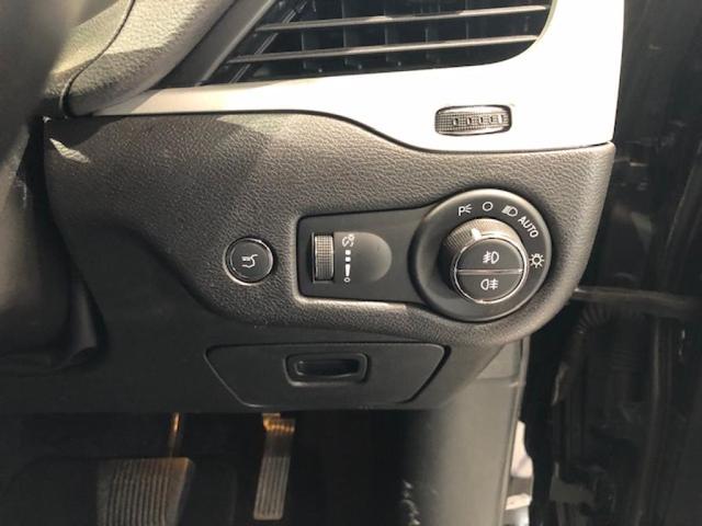ナイトイーグル 限定車 4WD ナビ/スマートキー/アダプティブクルーズコントロール/バイキセノンヘッドライト/パワーリアゲート/アルパイン製プレミアムサウンドシステム(11枚目)