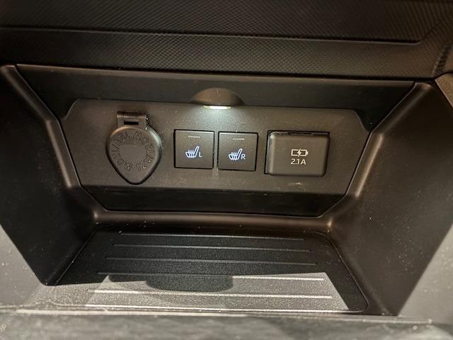 ライズ Z バックカメラ・LED・純正ナビ・フルセグ・社外ドラレコ・純正17インチアルミホイール前面衝突警報・障害物センサー・車線逸脱警報・ブラインドスポットモニター(32枚目)