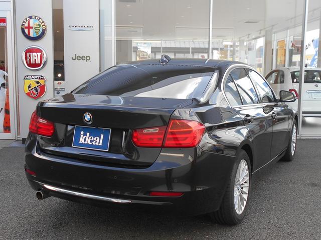320i xDrive ラグジュアリー 茶革 純正HDDナビ(6枚目)