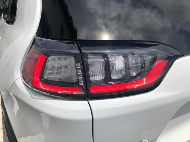 リミテッド 黒革 フルセグナビ LEDヘッドライト アダプティブクルーズコントロール レーンアシストキープ ブラインドスポットモニター 衝突軽減システム パークアシスト ベンチレーション パワーリアゲート(62枚目)