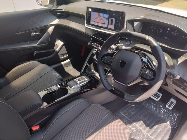 208 GT フルLEDヘッドライト 10インチタッチスクリーン アップルカープレイ アンドロイドオート バックカメラ クリアランスソナー 衝突軽減 ACC スマートキー ワイヤレスチャージ 純正17インチAW(48枚目)