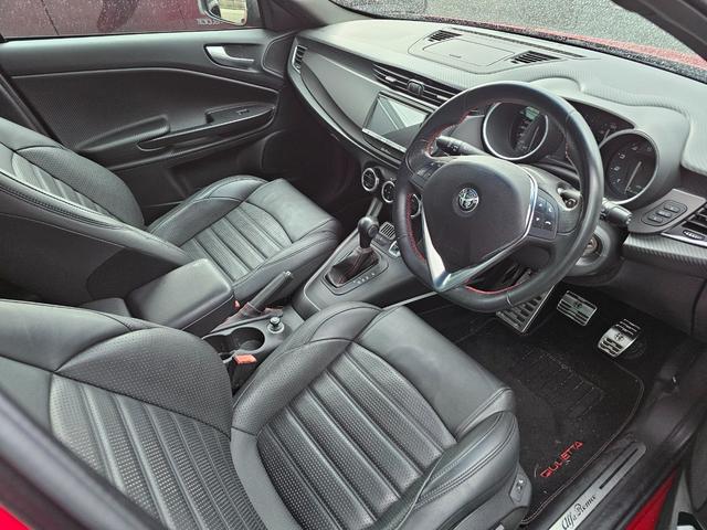 ジュリエッタ ヴェローチェ 1750 TBI フルセグナビ 電動シート キセノンライト パドルシフト クルコン ETC 純正18インチAW(9枚目)