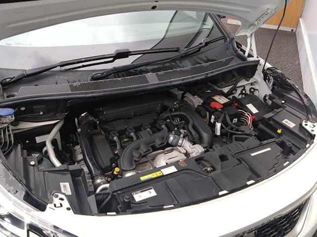 3008 GTライン 純正フルセグナビ ハーフレザー ACC LEDライト 衝突軽減B 電動リアゲート バックカメラ レーンキープ オートライト ブラインドスポットモニター ETC 純正18インチAW(21枚目)