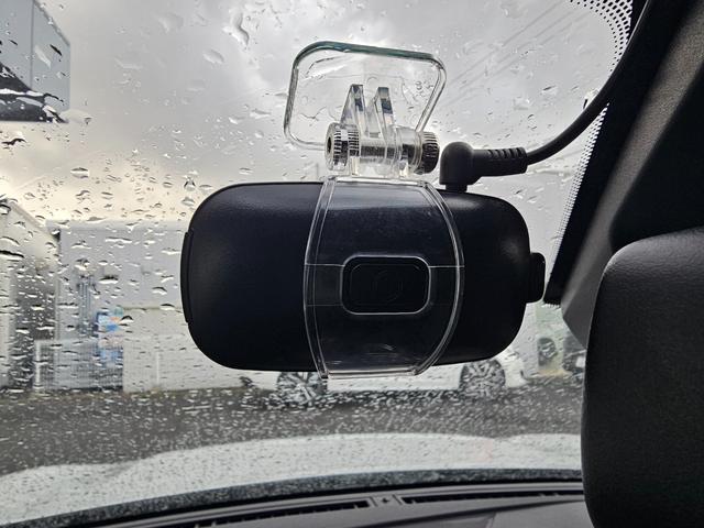 3008 GTライン 純正フルセグナビ ハーフレザー ACC LEDライト 衝突軽減B 電動リアゲート バックカメラ レーンキープ オートライト ブラインドスポットモニター ETC 純正18インチAW(26枚目)