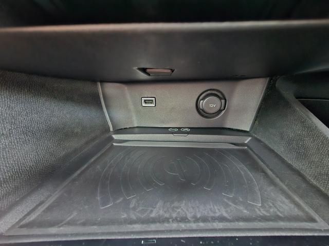 3008 GTライン 純正フルセグナビ ハーフレザー ACC LEDライト 衝突軽減B 電動リアゲート バックカメラ レーンキープ オートライト ブラインドスポットモニター ETC 純正18インチAW(64枚目)