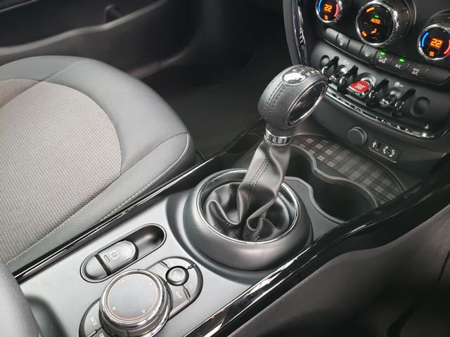 MINI クーパー クラブマン 純正ナビ オートエアコン オートライト ISOFIX対応 Bluetooth接続 USB入力端子 ドラレコ ETC 純正17インチAW(16枚目)