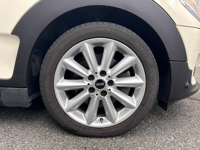 MINI クーパー クラブマン 純正ナビ オートエアコン オートライト ISOFIX対応 Bluetooth接続 USB入力端子 ドラレコ ETC 純正17インチAW(60枚目)