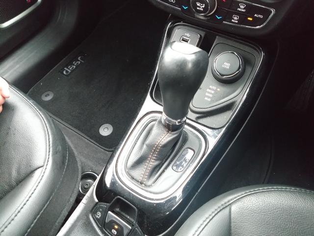 ジープ・コンパス リミテッド キセノンライト 純正フルセグナビ カープレイ アンドロイドオート ハーフレザー ACC バックカメラ 電動リアゲート レーンキープ パークソナー ブラインドスポット シートヒーター 純正18インチAW(16枚目)