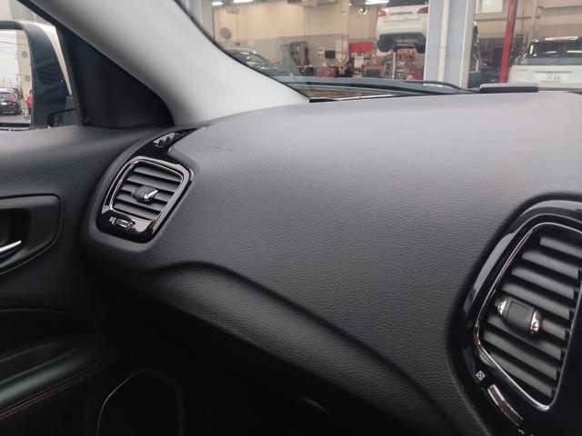 ジープ・コンパス リミテッド キセノンライト 純正フルセグナビ カープレイ アンドロイドオート ハーフレザー ACC バックカメラ 電動リアゲート レーンキープ パークソナー ブラインドスポット シートヒーター 純正18インチAW(66枚目)