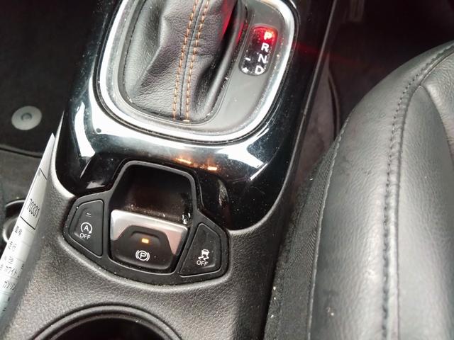 ジープ・コンパス リミテッド キセノンライト 純正フルセグナビ カープレイ アンドロイドオート ハーフレザー ACC バックカメラ 電動リアゲート レーンキープ パークソナー ブラインドスポット シートヒーター 純正18インチAW(67枚目)